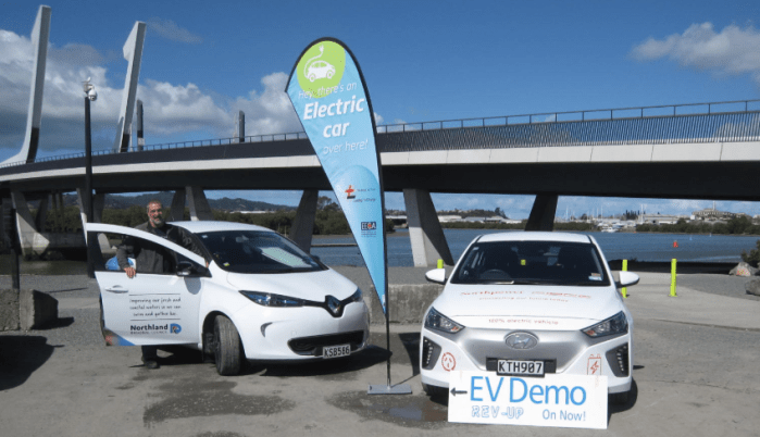 EVs and Joe at the bridge.PNG